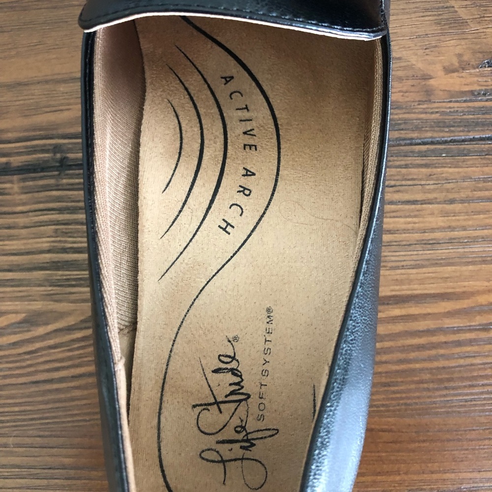 Life Stride pumps